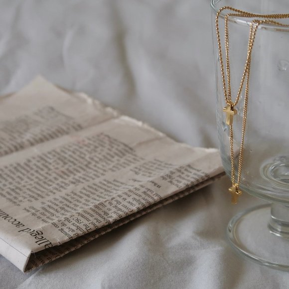 NEW 18K Gold Plated Double Layer Cross Necklace - Picture 3 of 10